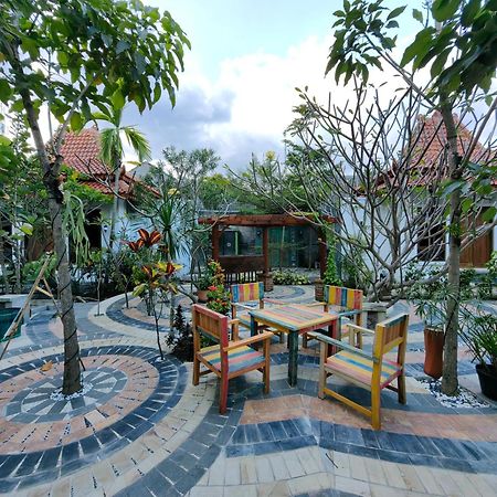 The Satu Stay Kayen Kejayan ภายนอก รูปภาพ